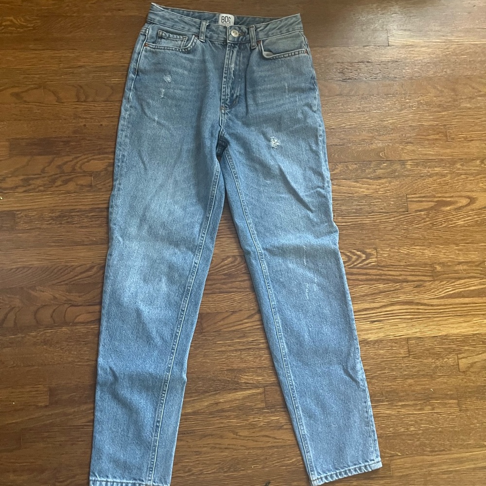 Urban outfitters mom jeans